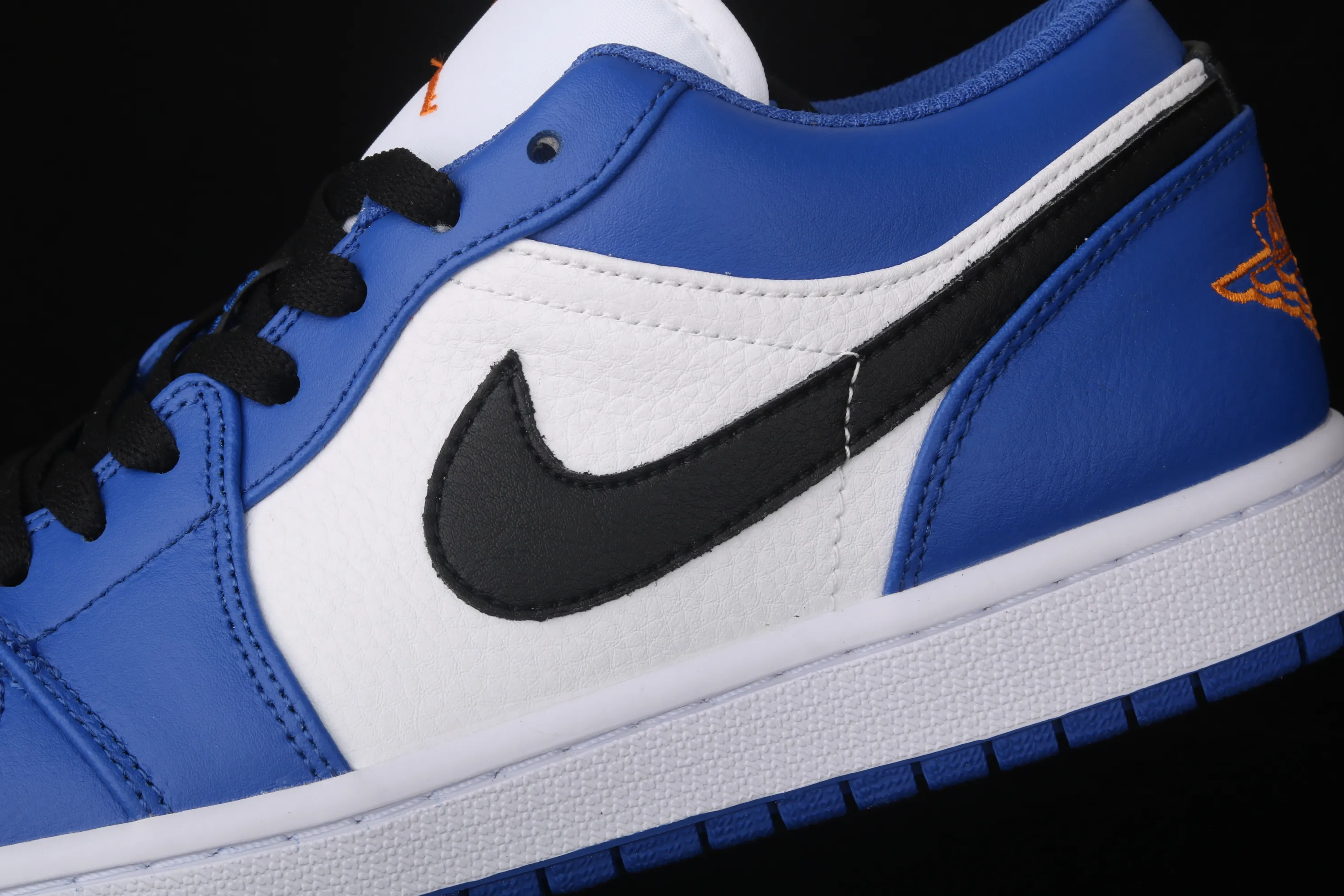 All categories Air Jordan Jordan series basketball shoes Air Jordan 1 Low new version Air Jordan 1 Low AJ1 Joe 1 white and blue top layer low-top cultural and leisure sports sneakers 553558-401
